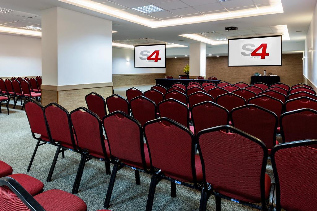S4 Aguas Claras Hotel